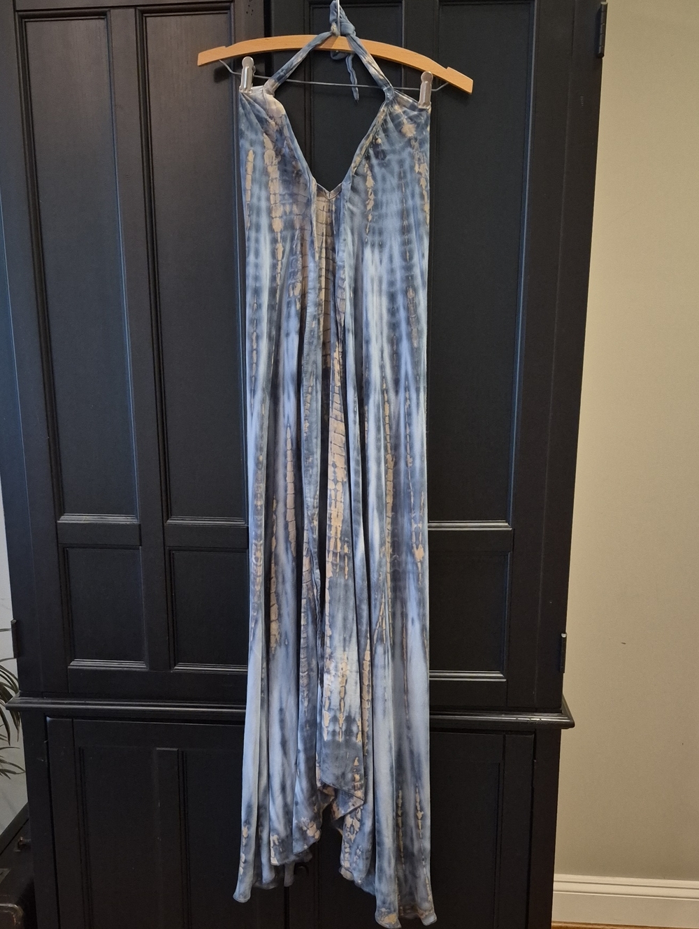 Boho Tie-Dye Halter Maxi Dress in Blue